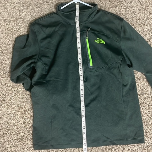 North Face Men’s Dark Green Pullover- Size Large - Picture 7 of 7
